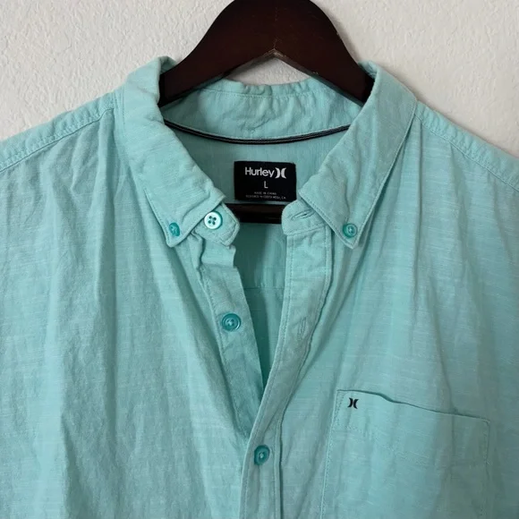 HURLEY Men’s Classic Fit Mint Green Short Sleeve Button Down Shirt Size Large - Picture 2 of 5